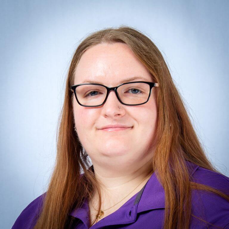 headshot - Elizabeth Rochette